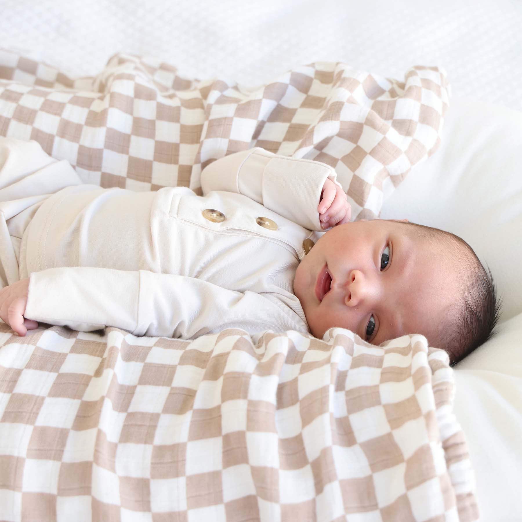 2pc Bamboo Button Top & Bottom | Eggshell - Image 4