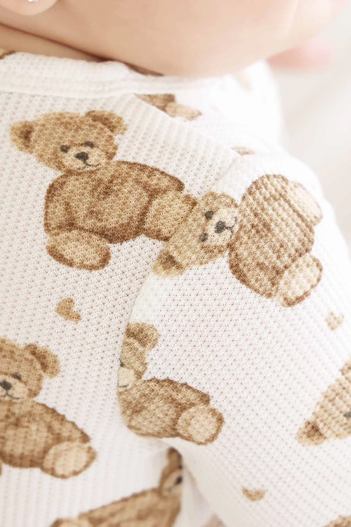Beary Sweet Bamboo Waffle Zipper Ruffle Footie - Image 12
