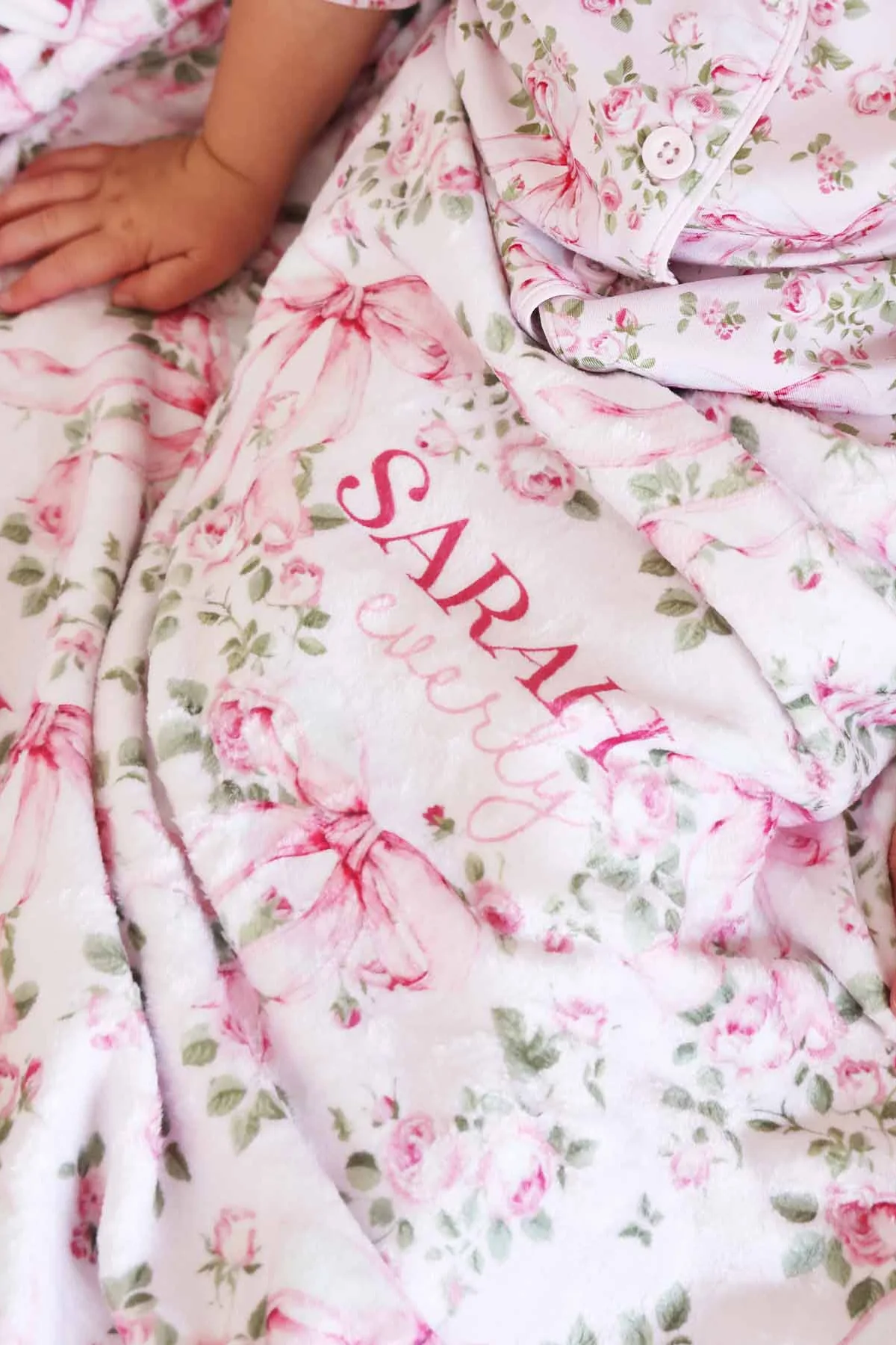 Bows in Bloom Personalized Kids Blanket - Image 3