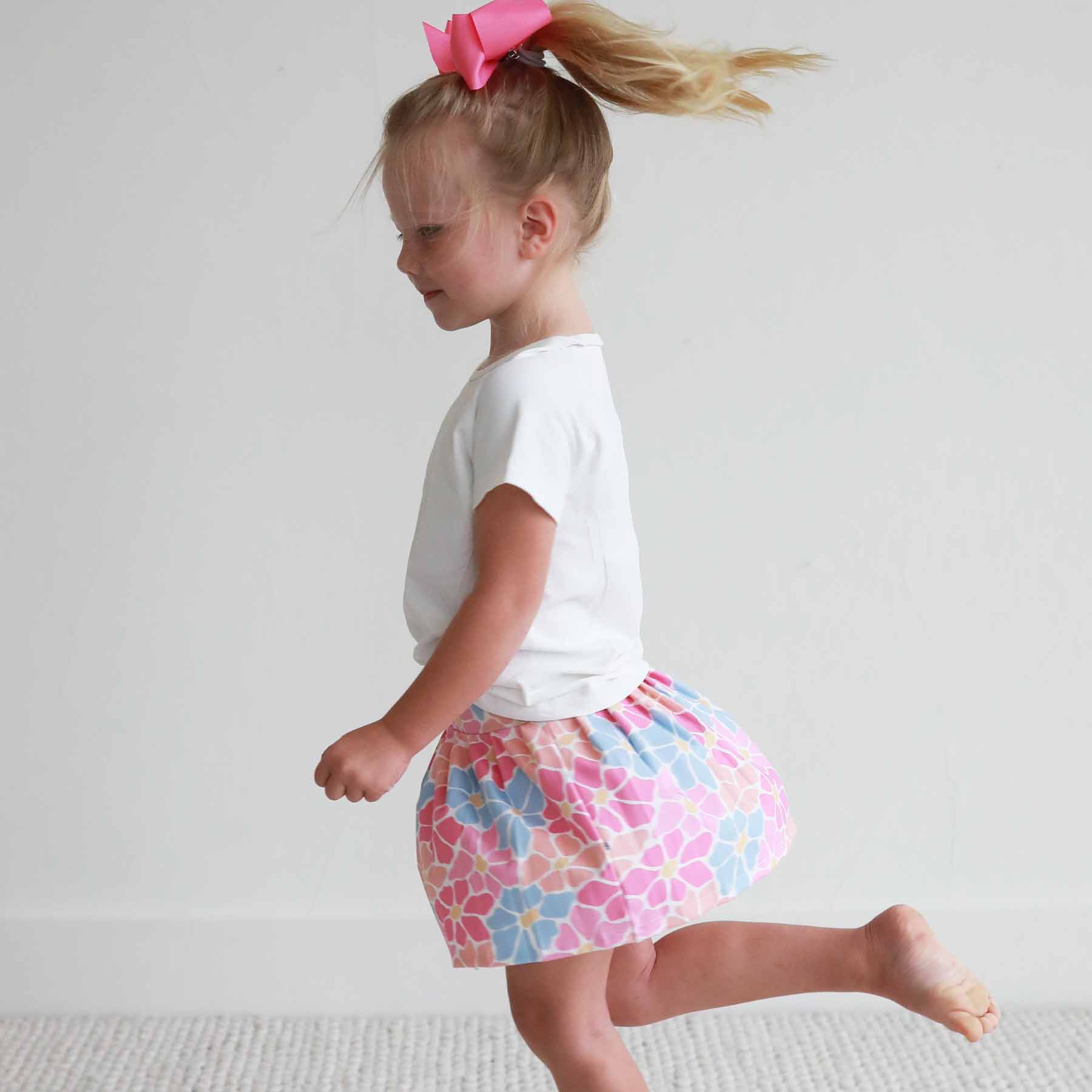 Kids CloudActiveâ„¢ Athletic Pleated Skirt | Power Flowers - Image 14